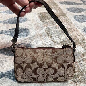 NWT Khaki/Tan Coach Signature Kissing C Wristlet Clutch Mini Purse